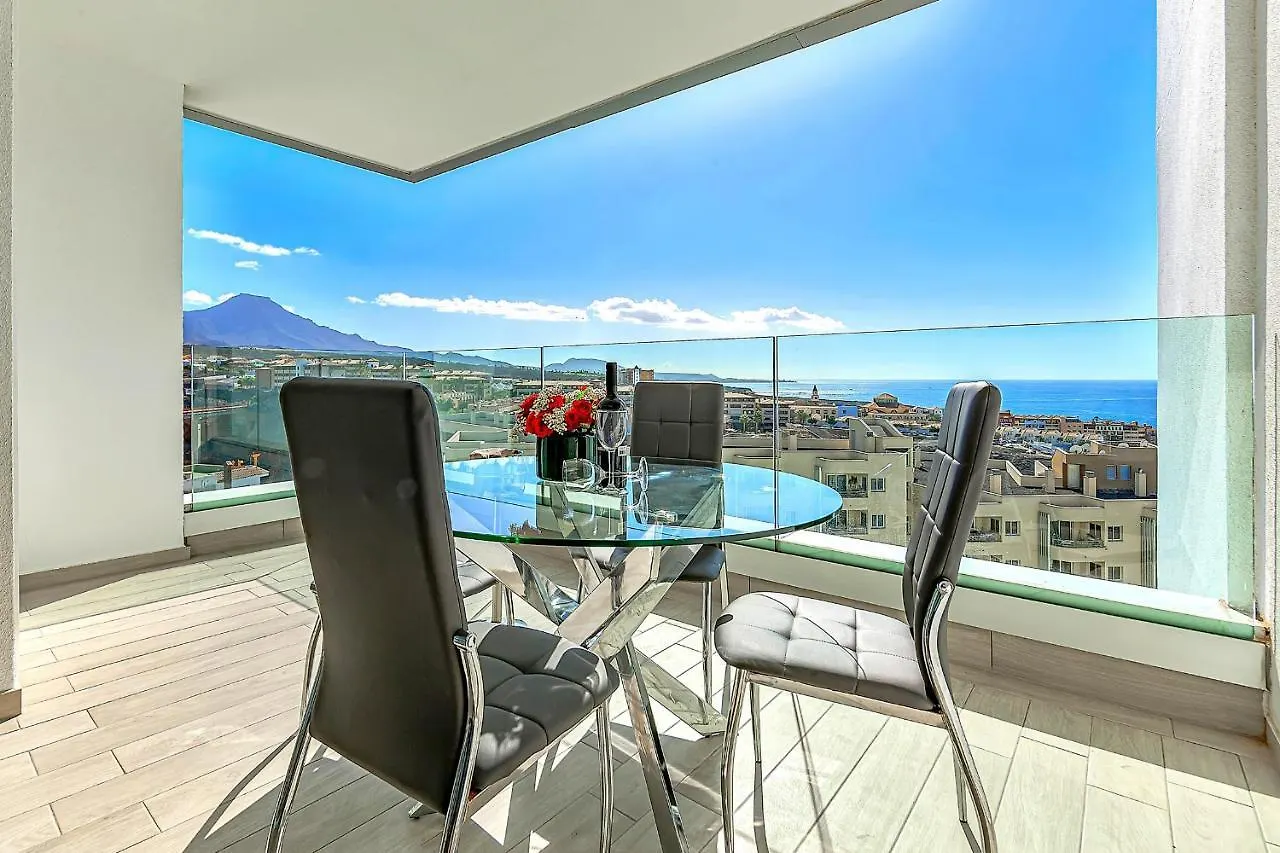 اتصالات Ocean Garden Apartment With Seaview. 